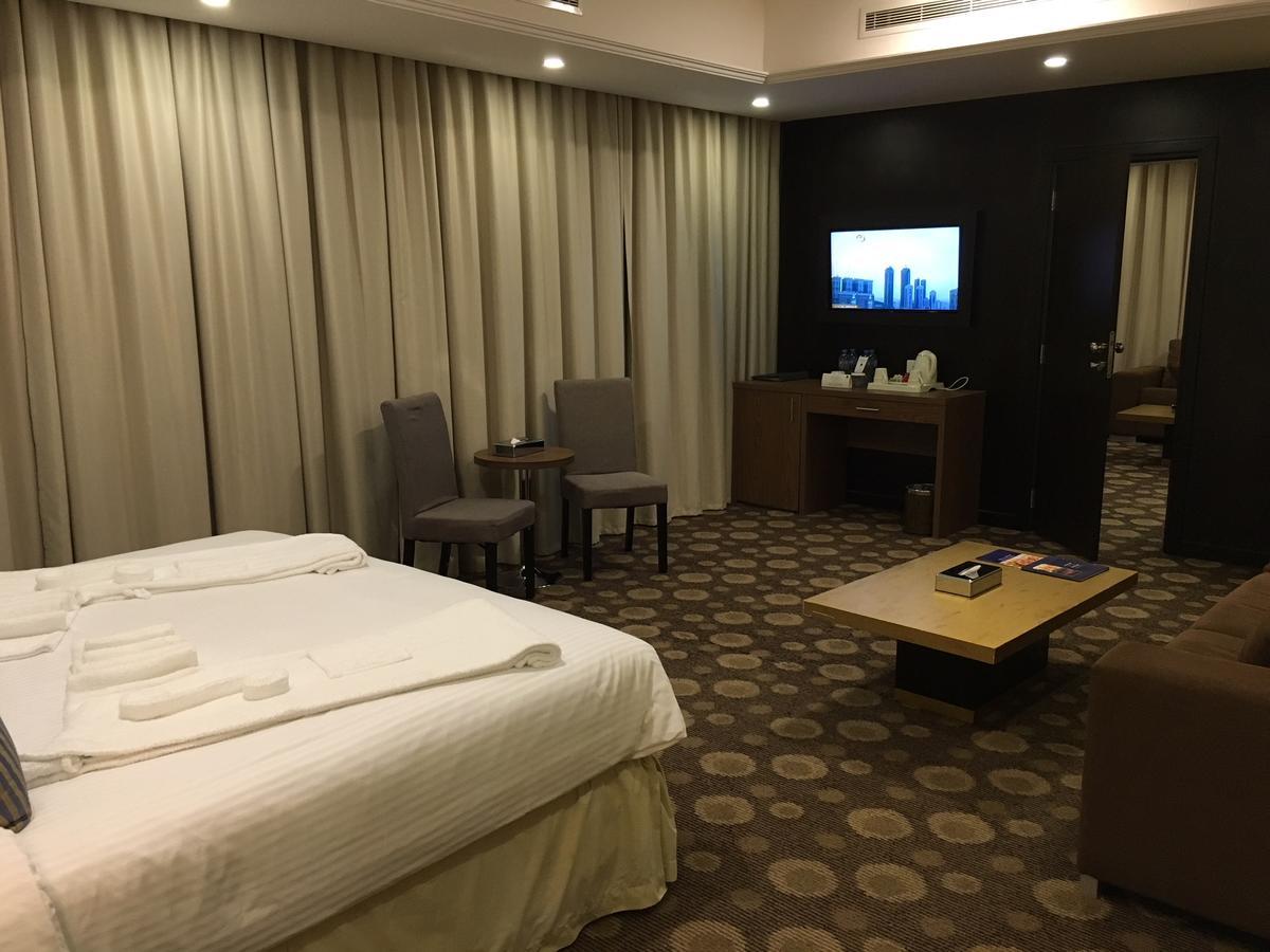 Grand Makkah Hotel Mekke Dış mekan fotoğraf A room at the hotel
