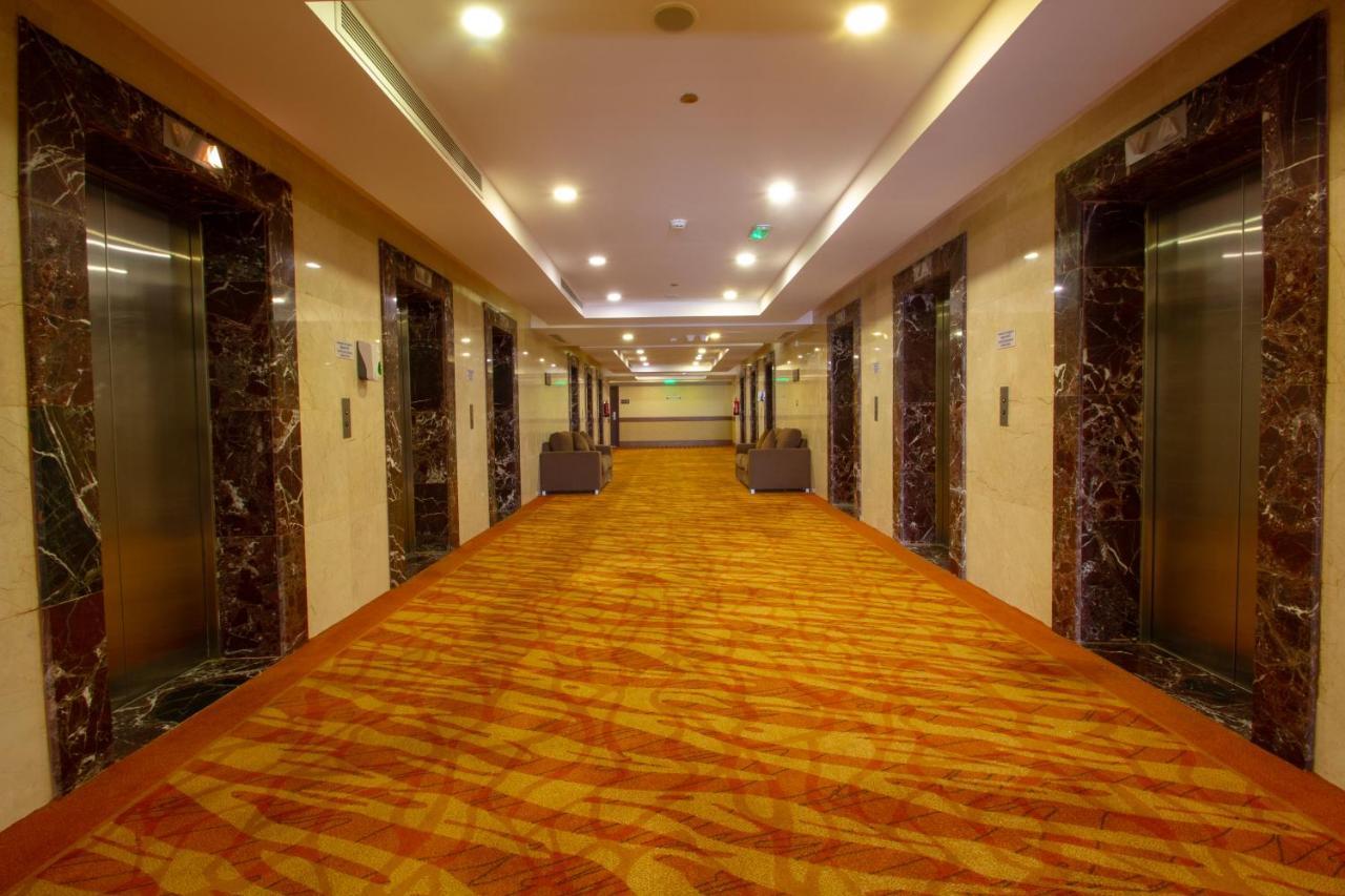 Grand Makkah Hotel Mekke Dış mekan fotoğraf The elevators